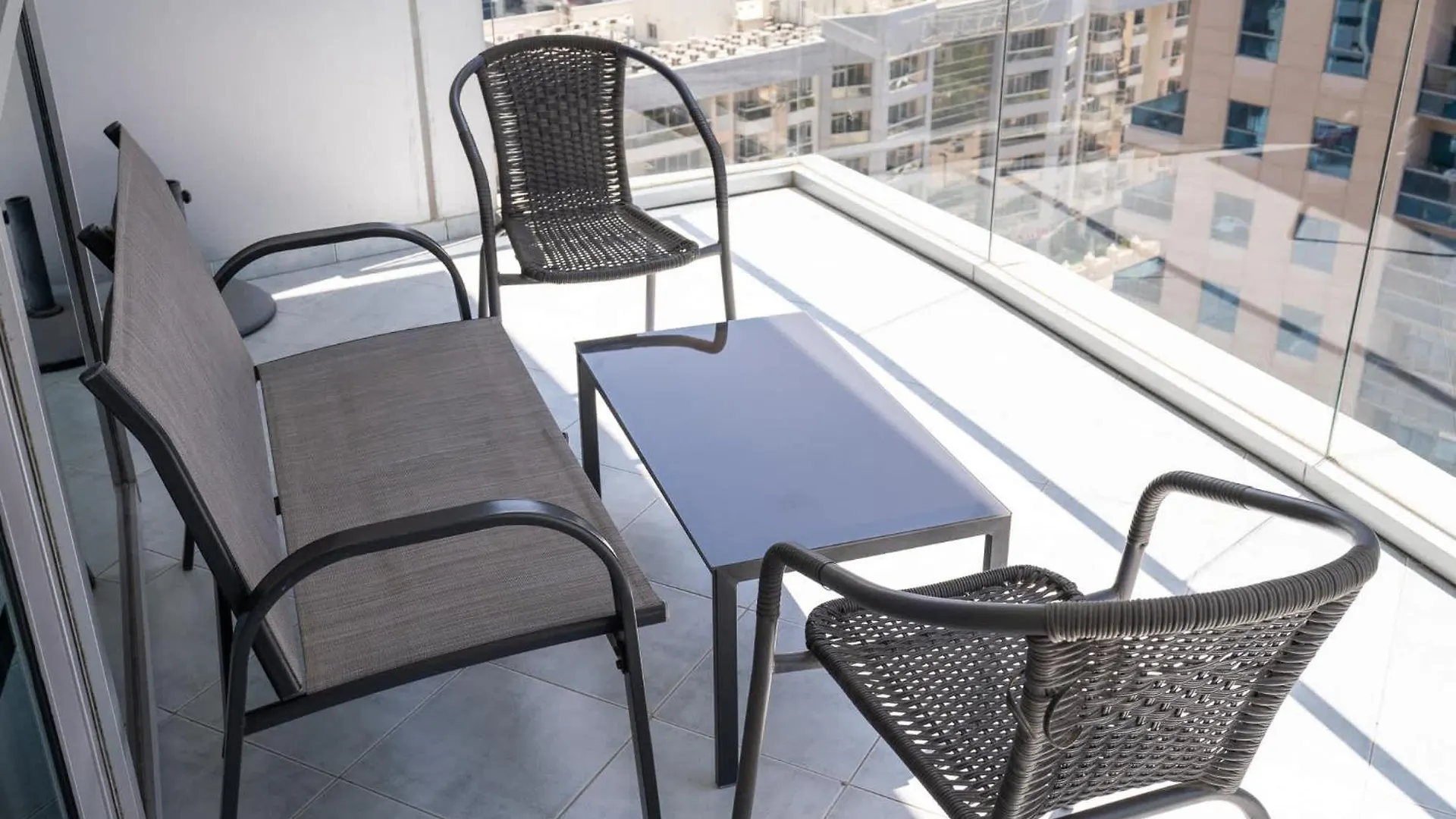 Spacious 3Br Marina Stay With City Views Dubai