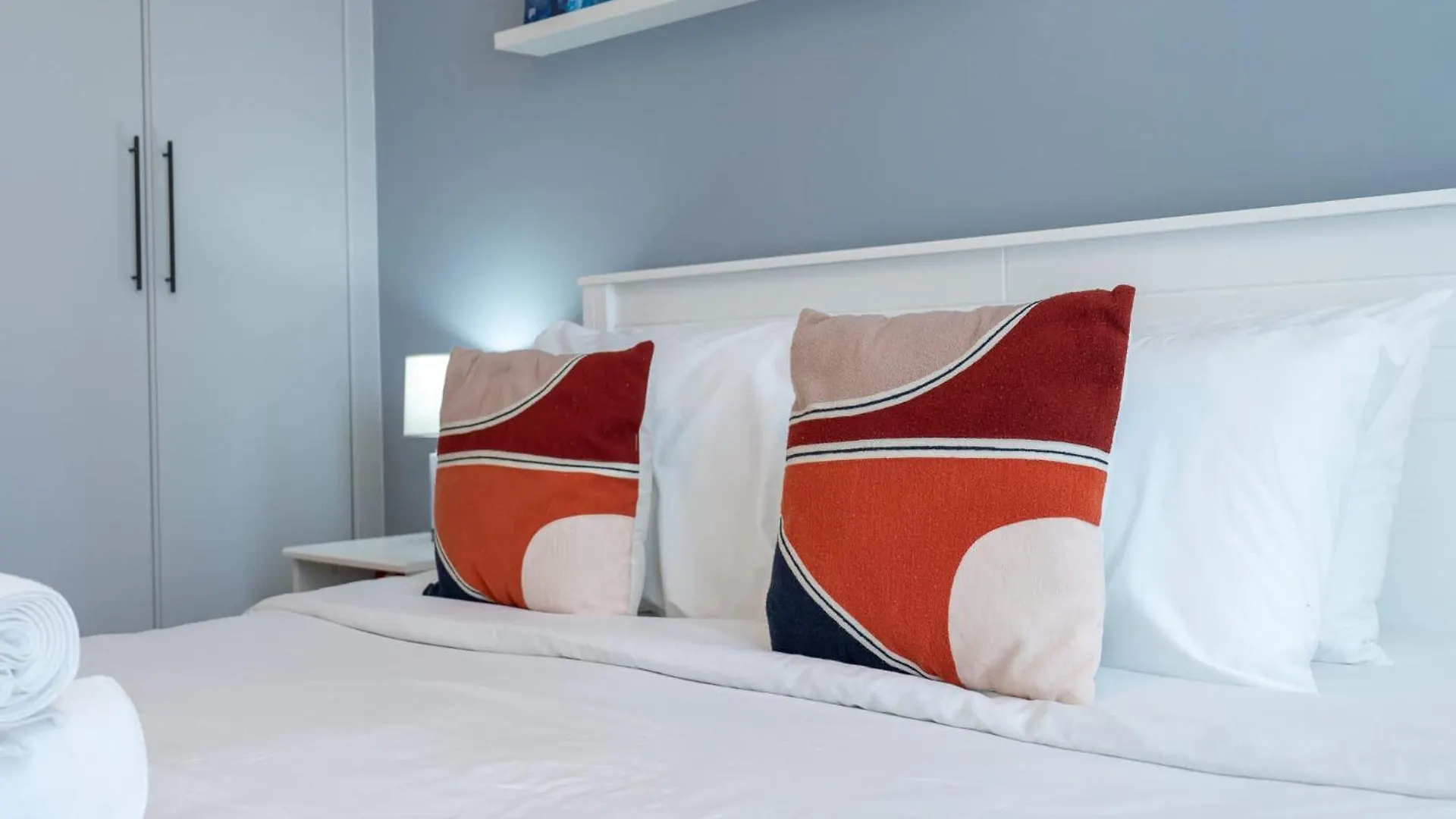 Spacious 3Br Marina Stay With City Views Dubai 0*,